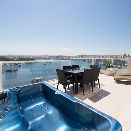 Amazing Direct Valletta Seaviews Top Floor Apt