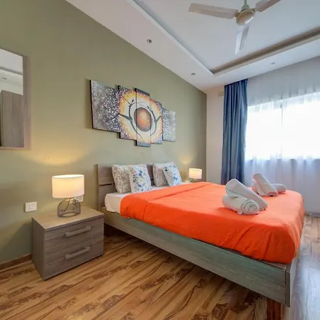 Amazing Direct Valletta Seaviews Top Floor Apt * Sliema